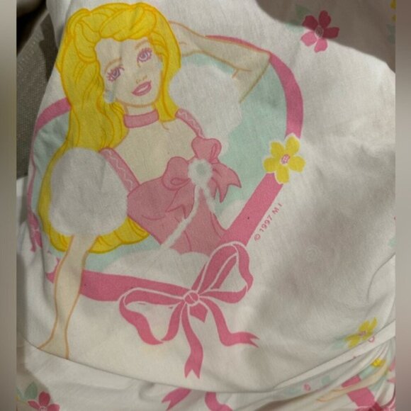 Vintage 1990s Barbie Sweet Dreams twin sheet by Dan River - Picture 2 of 15